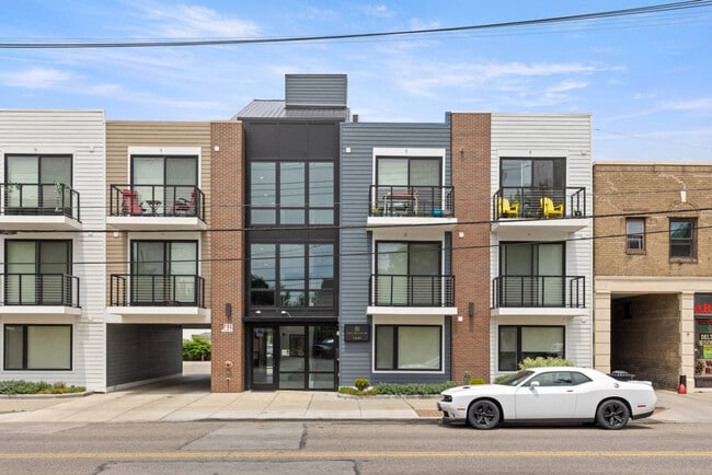 12607 Larchmere Blvd-Unit -ID1335759P in Cleveland, OH - Foto de edificio - Building Photo