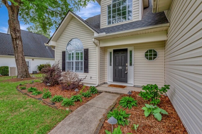 115 Tattingstone Way in Goose Creek, SC - Building Photo - Building Photo