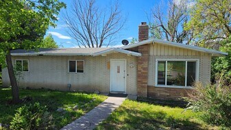 1905 W Old Hwy 91 in Inkom, ID - Building Photo