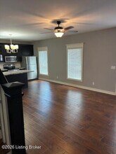 8 E Maidens Alley in Bardstown, KY - Building Photo - Building Photo