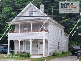 50 W Bow St in Franklin, NH - Building Photo