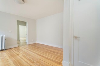 27 South St, Unit 12 in Boston, MA - Building Photo - Building Photo