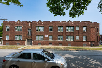 7156 S Rhodes Ave in Chicago, IL - Building Photo - Building Photo