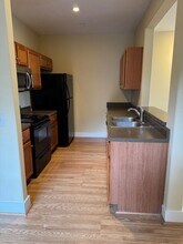 1037 16th Ave N in Nashville, TN - Building Photo - Building Photo