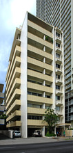 Boulevard Tower in Honolulu, HI - Building Photo - Building Photo