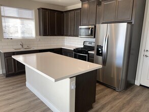 7600 Arya Ct in Reno, NV - Building Photo - Building Photo