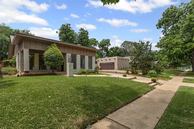 1836 Hillcrest St in Fort Worth, TX - Building Photo