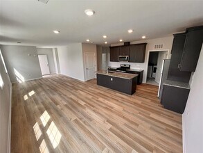 227 Tower Ridge Cir-Unit -227 in Scotchtown, NY - Foto de edificio - Building Photo