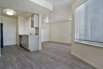 eGate Apartments in Salt Lake City, UT - Foto de edificio - Building Photo