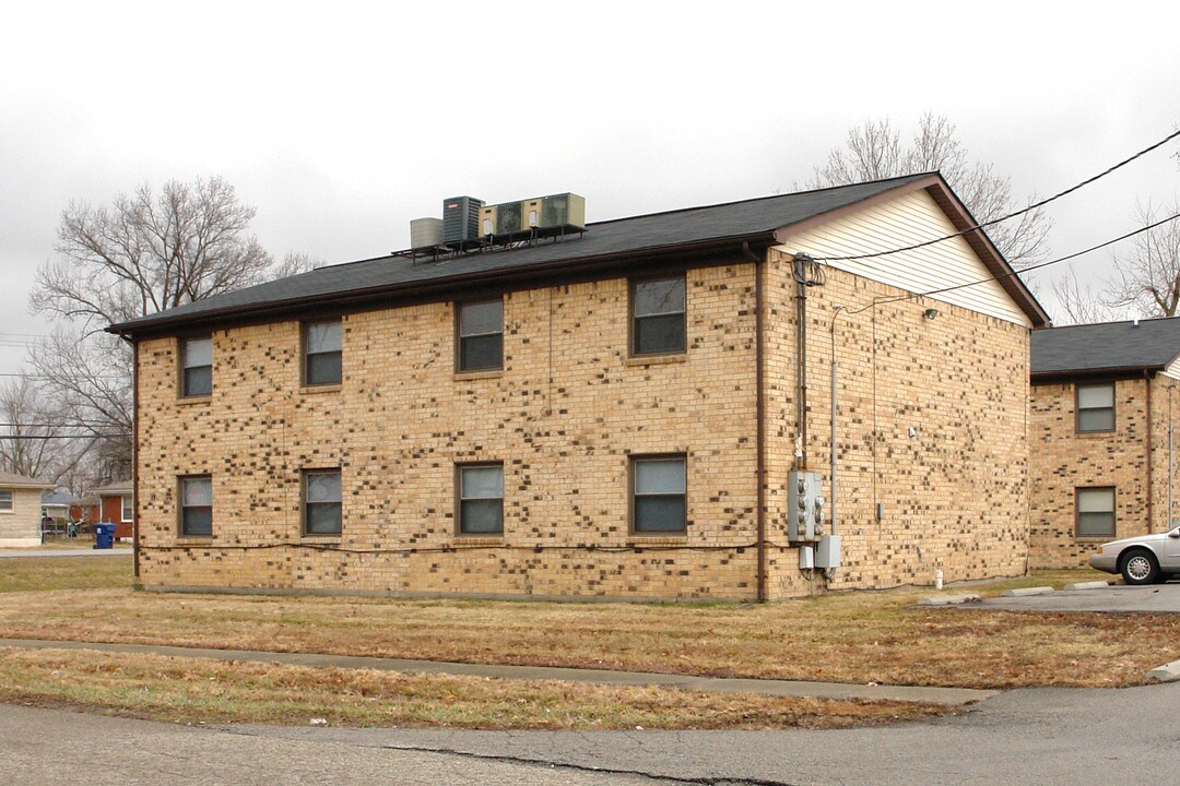 6206 Terry Rd in Louisville, KY - Foto de edificio