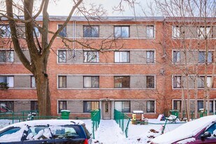 130 Windsor Av in Lachine, QC - Building Photo