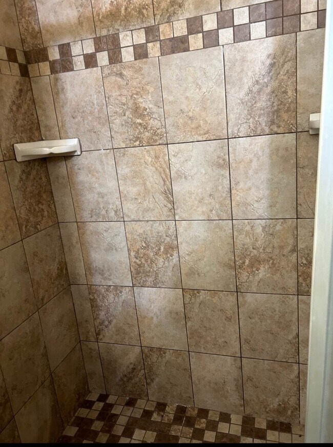 100 Kings Ridge Dr in Peachtree City, GA - Building Photo - Building Photo