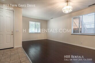 803 Twin Oaks Dr in Tracy, CA - Building Photo - Building Photo