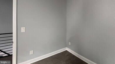 1926 Clarence St, Unit 04313 in Philadelphia, PA - Building Photo - Building Photo