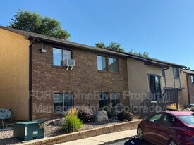 1122 Yuma St in Colorado Springs, CO - Building Photo
