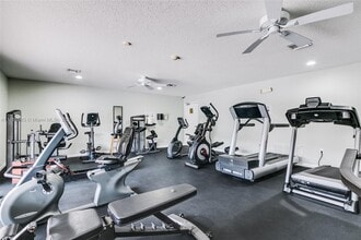 1010 Country Club Dr in Margate, FL - Building Photo - Building Photo