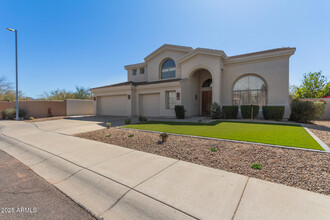 7599 E Nestling Way in Scottsdale, AZ - Building Photo - Building Photo