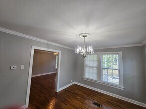 2801 Oak St in Shreveport, LA - Building Photo - Building Photo