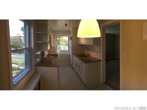 50 Courtland Ave in Stamford, CT - Building Photo - Building Photo
