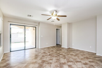 2215 E 27th Ave in Apache Junction, AZ - Building Photo - Building Photo
