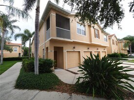 3617 Parkridge Cir in Sarasota, FL - Building Photo