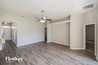 2684 Creek Ridge Dr in Green Cove Springs, FL - Building Photo - Building Photo