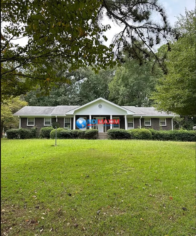 property at 275 Lester Rd