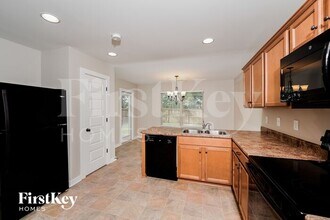 579 Kincaid Cove Ln in Odenville, AL - Foto de edificio - Building Photo