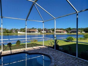 19913 Tamiami Ave in Tampa, FL - Building Photo - Building Photo