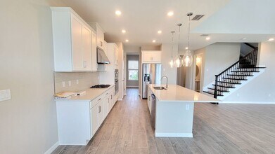 8617 Evening Dr in Sarasota, FL - Building Photo - Building Photo