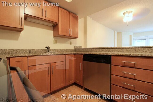 345 Franklin St, Unit #105 in Cambridge, MA - Foto de edificio - Building Photo