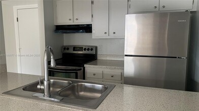 10001 W Atlantic Blvd, Unit 224 in Coral Springs, FL - Building Photo - Building Photo