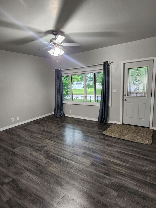 511 S Locust St in Appleton, WI - Building Photo