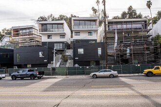 Periscope in Los Angeles, CA - Foto de edificio - Building Photo