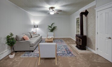 1740 Bel-Aire Ave in Aberdeen, WA - Building Photo - Building Photo