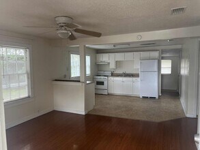 2712 E 8th Ct in Panama City, FL - Building Photo - Building Photo