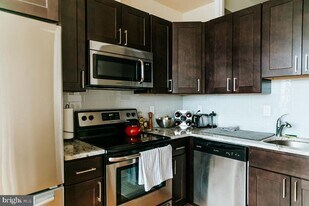 1430 South St in Philadelphia, PA - Building Photo