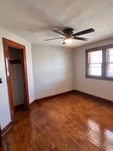 3264 N 37th St in Milwaukee, WI - Building Photo - Building Photo
