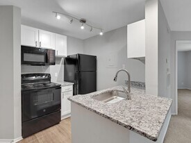 The Pines in Charlotte, NC - Building Photo