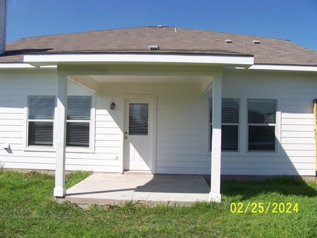 440 Blackman Tr in Hutto, TX - Building Photo - Building Photo