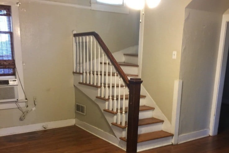117 E Norwood Ct in San Antonio, TX - Foto de edificio