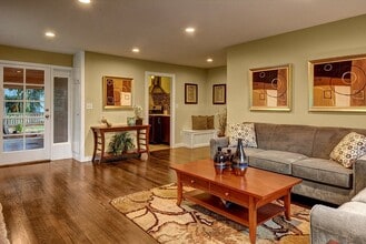 9827 8th Ave NE in Seattle, WA - Building Photo - Building Photo