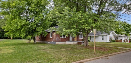 815 Stafford St in Clarksville, TN - Building Photo - Building Photo