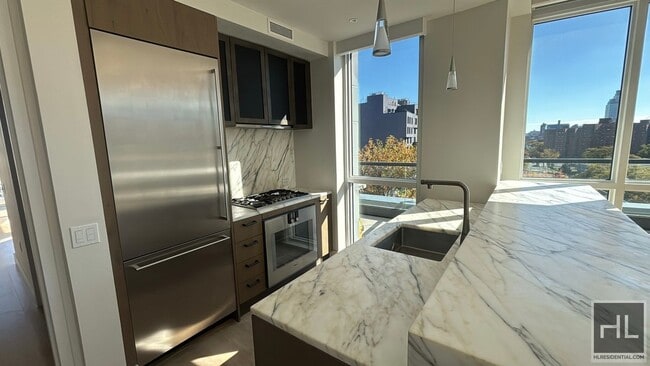 EAST 2ND ST in New York, NY - Building Photo - Building Photo