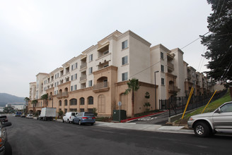 Peninsula Del Ray in Daly City, CA - Building Photo - Building Photo