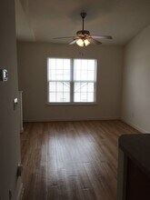 918 Brawley School Rd in Mooresville, NC - Building Photo - Building Photo