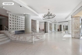 1655 Flatbush Ave in Brooklyn, NY - Foto de edificio - Building Photo