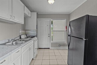802 3rd St N in Texas City, TX - Building Photo - Building Photo