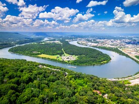 1046 Shingle Rd in Chattanooga, TN - Building Photo