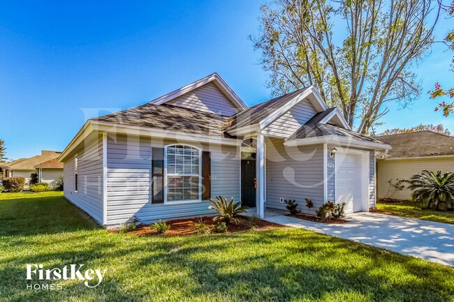 property at 2956 Centerwood Dr N